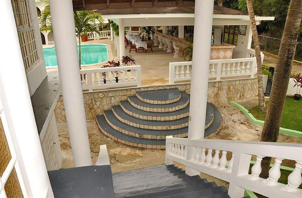 Pure Oasis Resort Negril Exterior photo