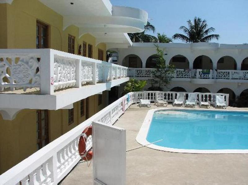 Pure Oasis Resort Negril Exterior photo