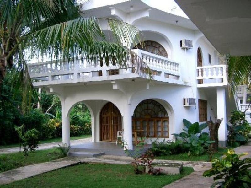 Pure Oasis Resort Negril Exterior photo