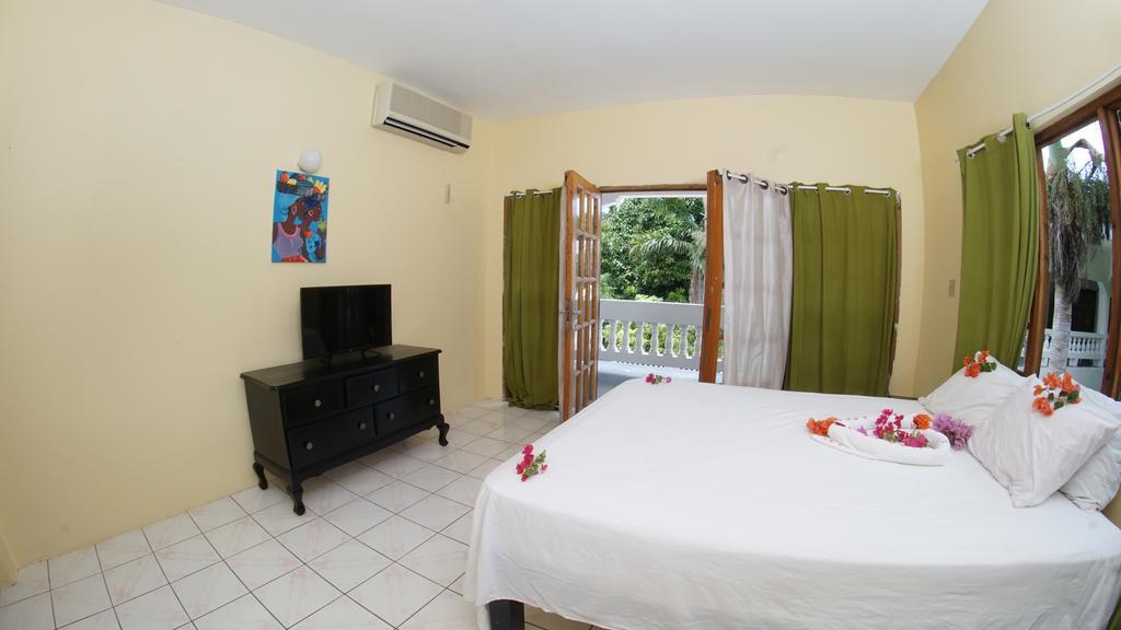 Pure Oasis Resort Negril Exterior photo